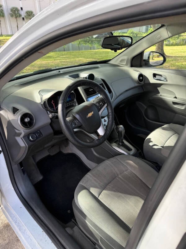 2015 Chevrolet Sonic LT Auto