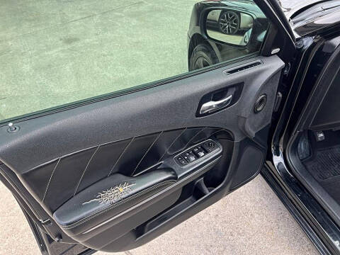 2013 Dodge Charger R/T Plus