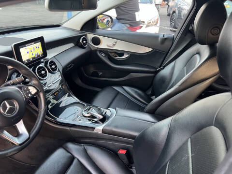 2016 Mercedes-Benz C-Class C 300 Luxury