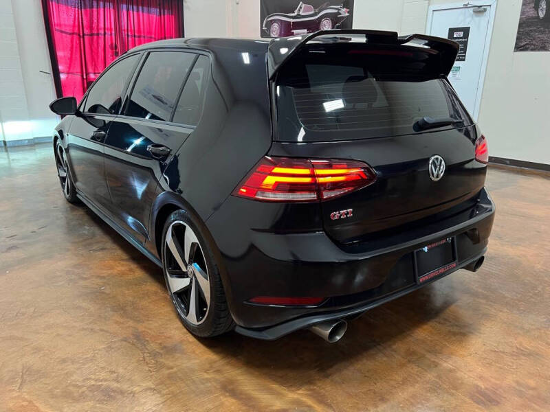 2019 Volkswagen Golf GTI S
