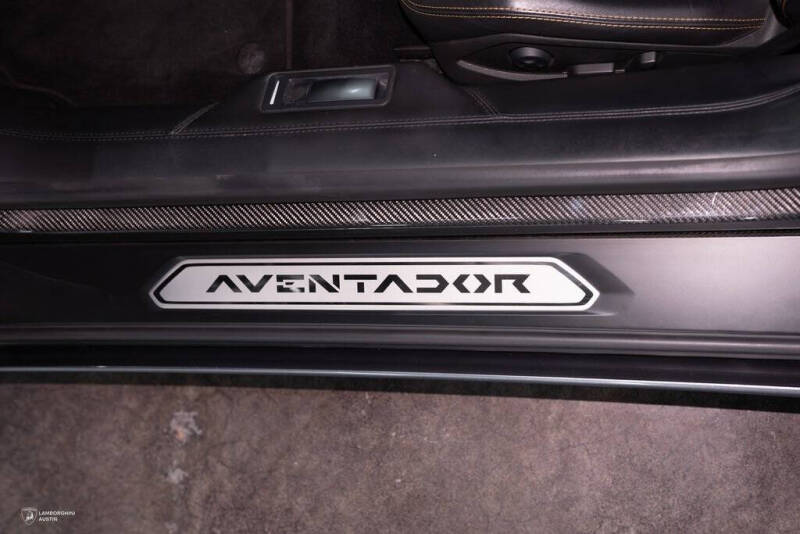 2019 Lamborghini Aventador LP 740-4 S