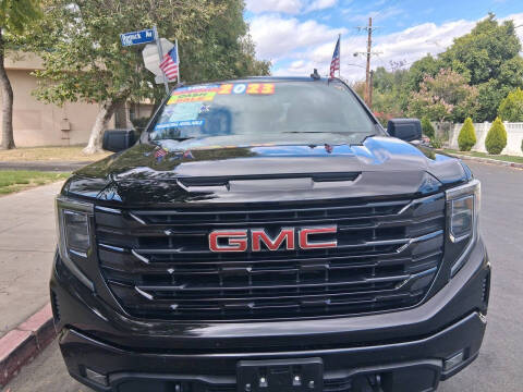 2023 GMC Sierra 1500 Elevation