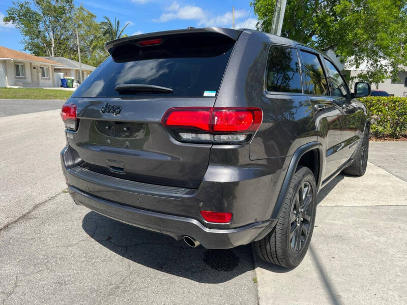 2021 Jeep Grand Cherokee Laredo E