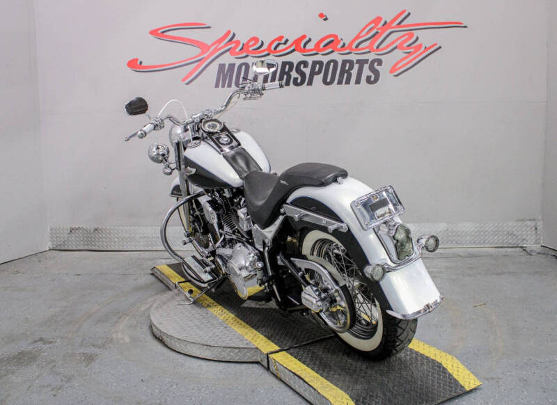 2009 Harley-Davidson Softail Deluxe