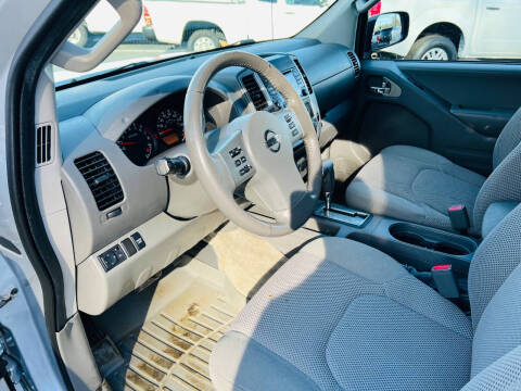 2017 Nissan Frontier SV