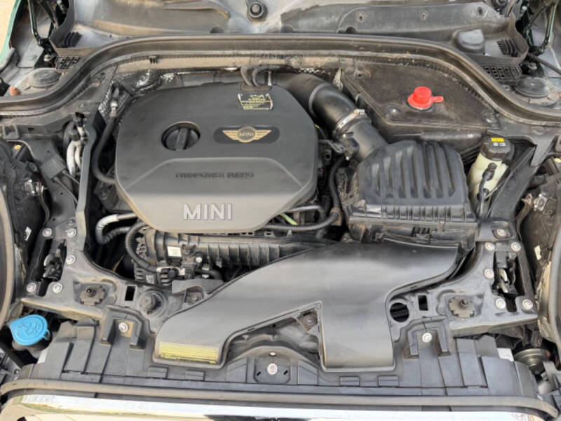 2015 MINI Hardtop 4 Door Cooper