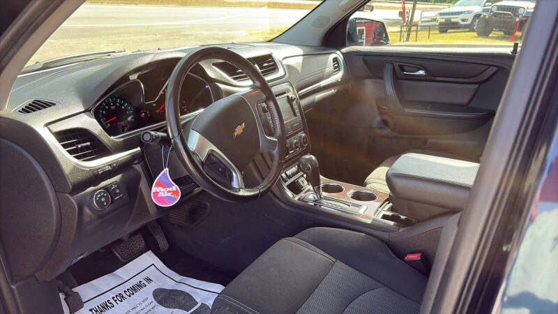 2017 Chevrolet Traverse LT