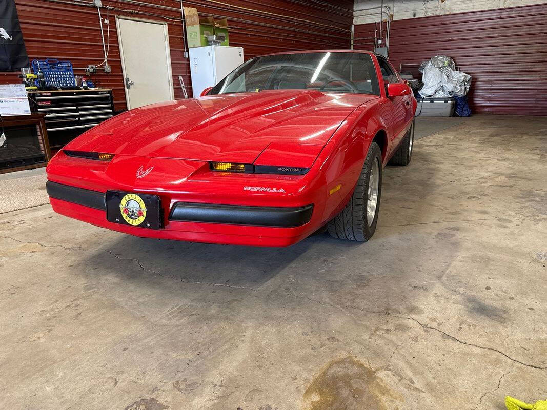 1989 Pontiac Firebird Formula Formula 2dr Hatchback 2