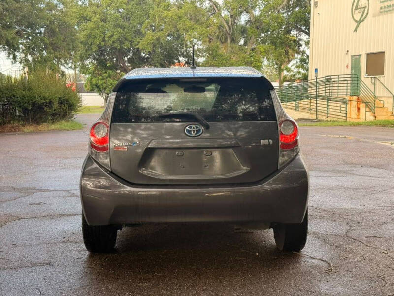 2014 Toyota Prius c Two