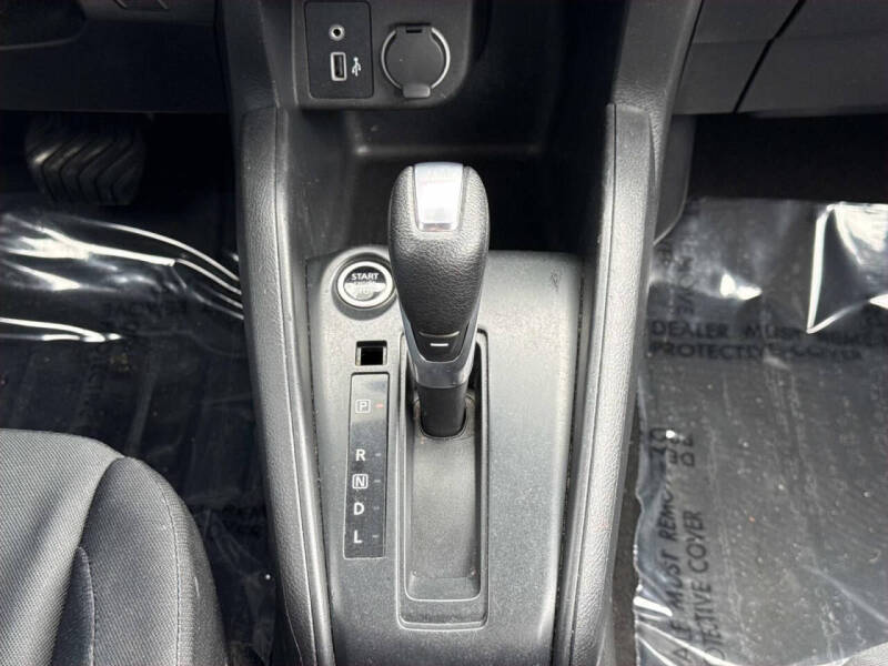 2023 Nissan Kicks S