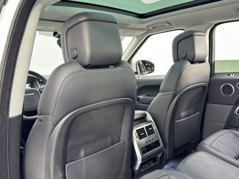 2022 Land Rover Range Rover Sport SE