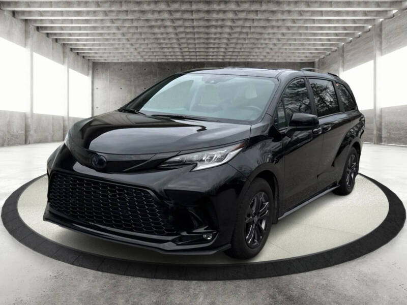 2024 Toyota Sienna XSE 7-Passenger