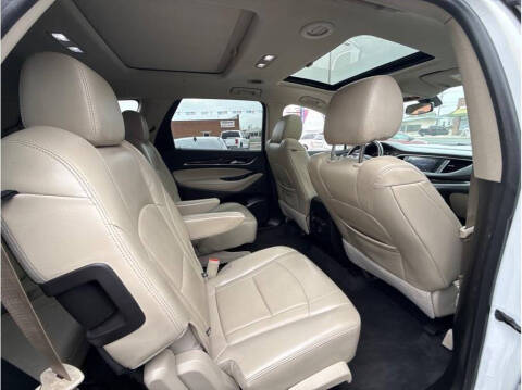 2020 Buick Enclave Essence