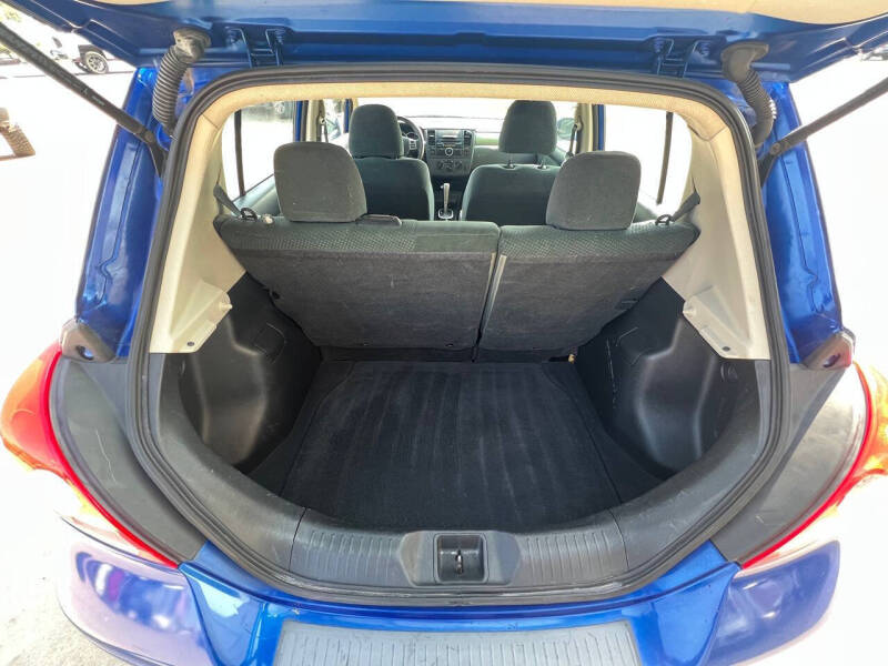 2012 Nissan Versa 1.8 SL
