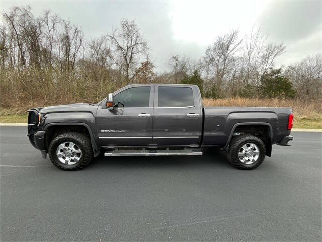 Used 2016 GMC Sierra 3500 Denali HD Denali with VIN 1GT42YE87GF170520 for sale in Columbia, TN