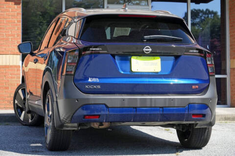 2025 Nissan Kicks SR