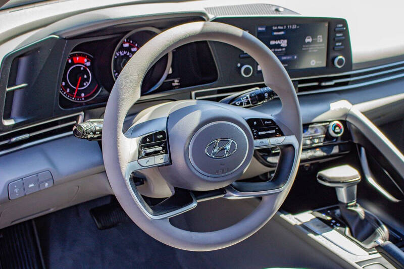 2022 Hyundai Elantra