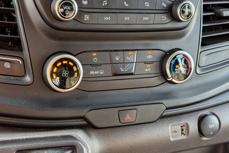 2024 Ford Transit 250