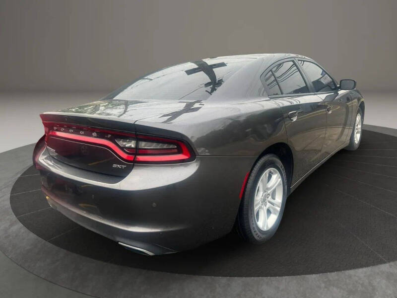 2018 Dodge Charger SXT