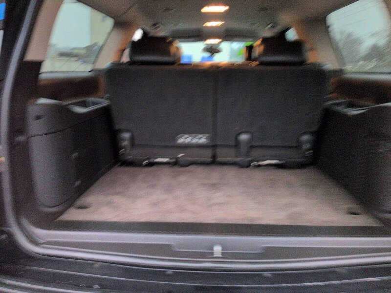 2012 Chevrolet Suburban LT