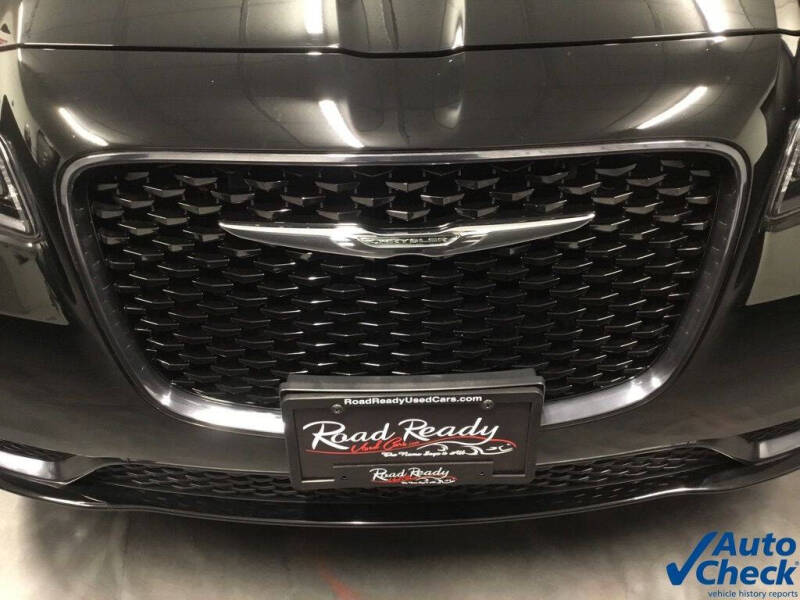 2018 Chrysler 300 Touring