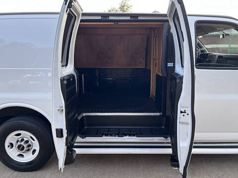 2019 GMC Savana 2500