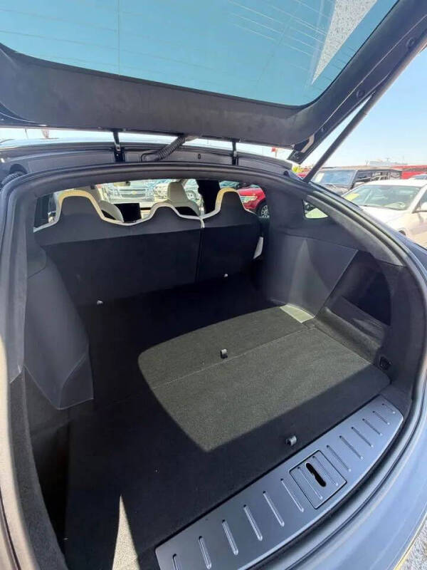 2026 Tesla Model X