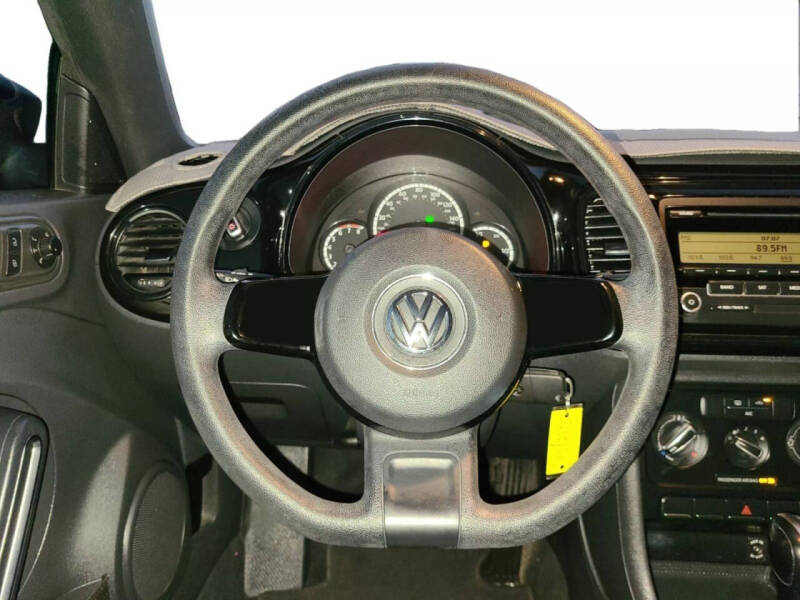 2014 Volkswagen Beetle 1.8T Entry PZEV