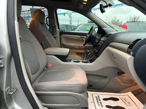 2008 Saturn Outlook XE