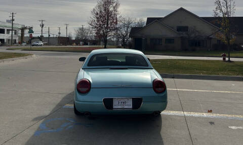 2002 Ford Thunderbird Deluxe