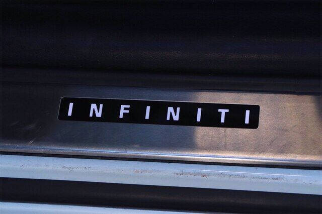 2017 Infiniti QX80