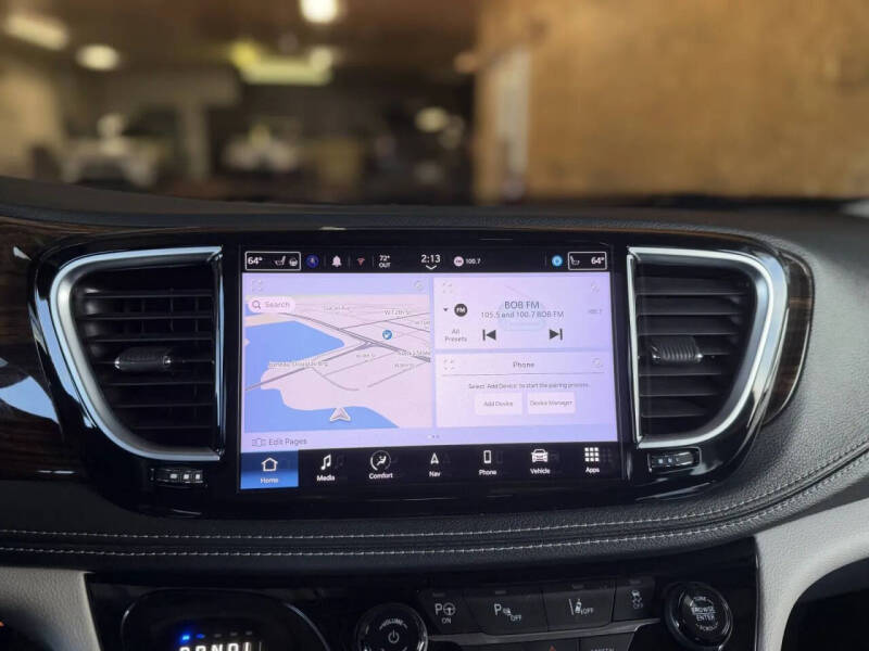 2022 Chrysler Pacifica Hybrid Limited