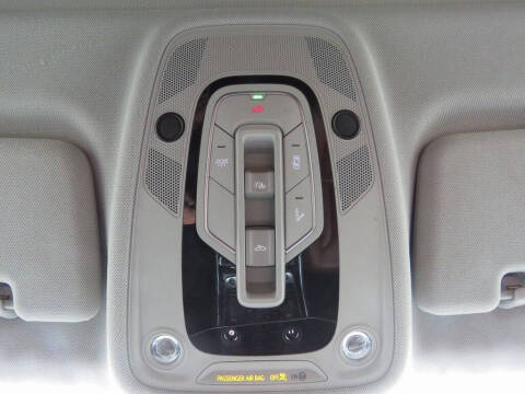 2021 Audi Q8 quattro Prestige 55 TFSI