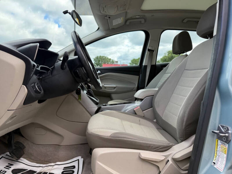 2013 Ford C-MAX Hybrid SE