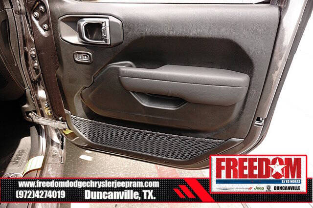 2025 Jeep Gladiator Sport S