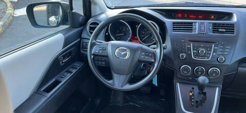 2013 Mazda MAZDA5 Sport