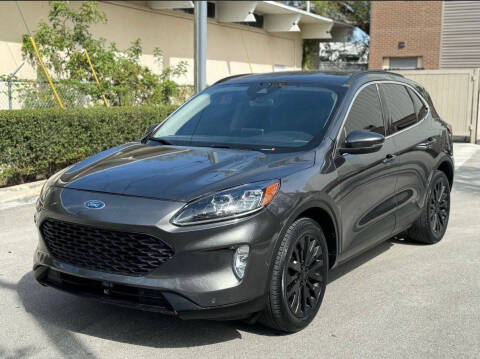 2020 Ford Escape Titanium