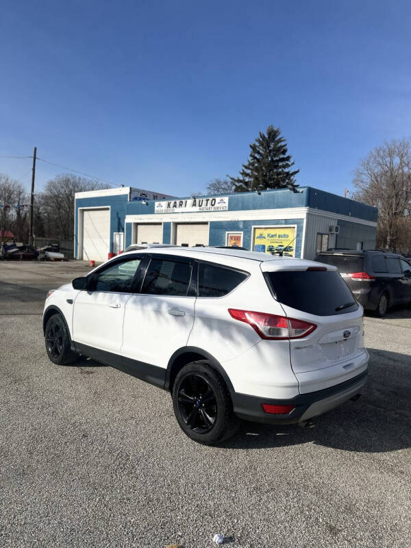 2016 Ford Escape SE