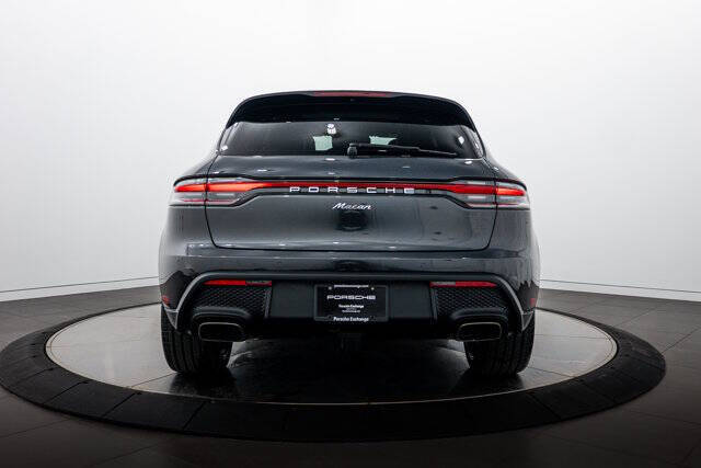 2026 Porsche Macan