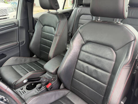 2016 Volkswagen Golf GTI SE