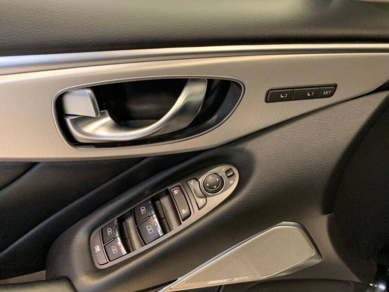 2022 Infiniti Q50 Luxe