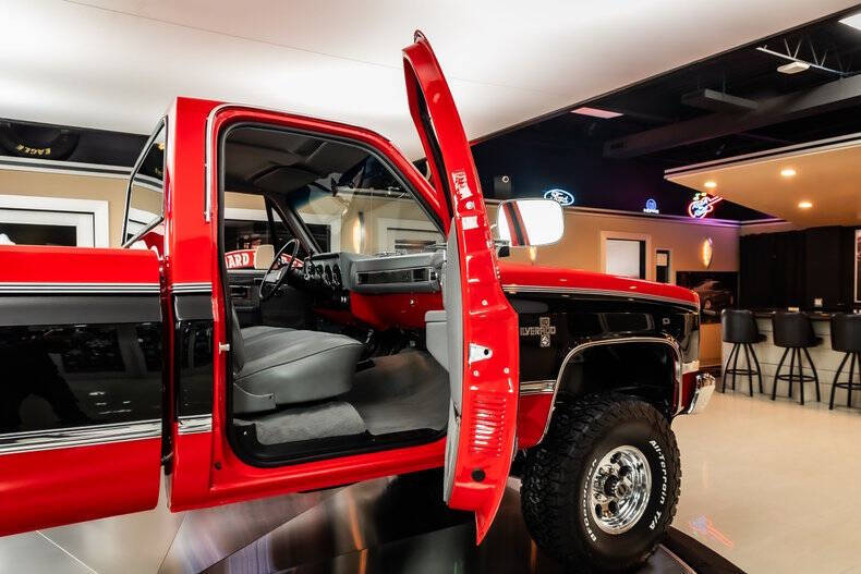 1987 Chevrolet R/V 10 Series