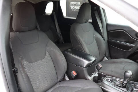 2019 Jeep Cherokee Latitude