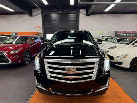 2016 Cadillac Escalade ESV Luxury Collection