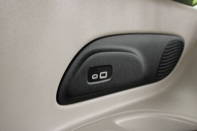 2021 Chrysler Pacifica Hybrid Touring L