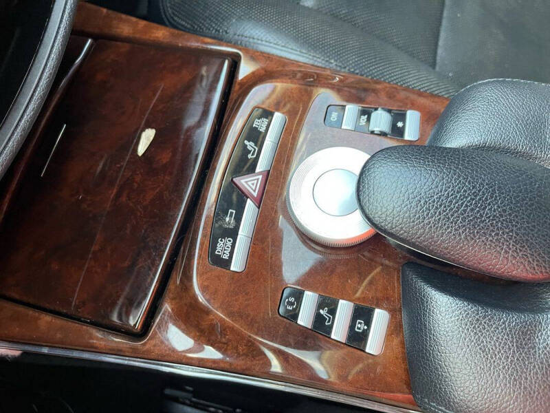 2012 Mercedes-Benz S-Class S 550 4MATIC