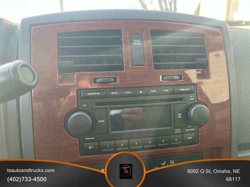 2005 Dodge Dakota SLT