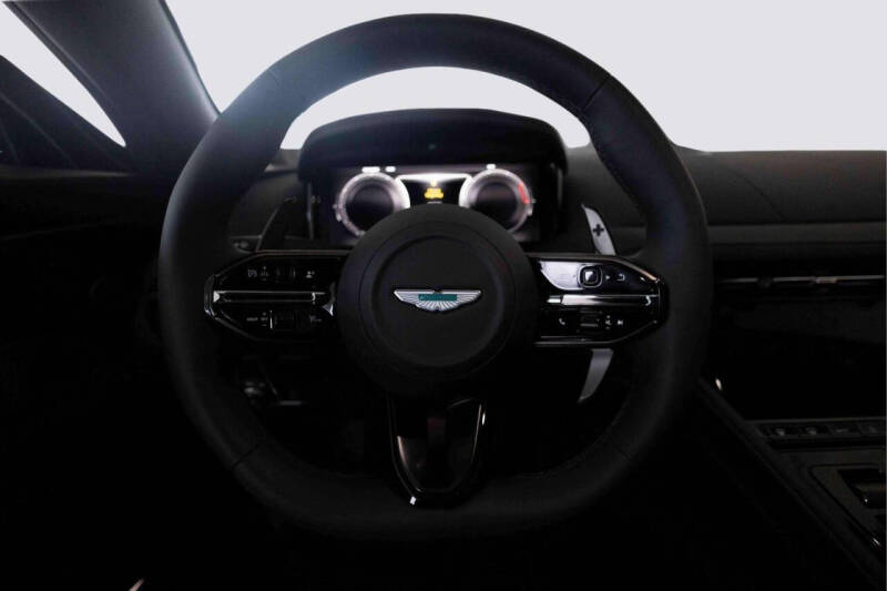 2025 Aston Martin DB12 Volante