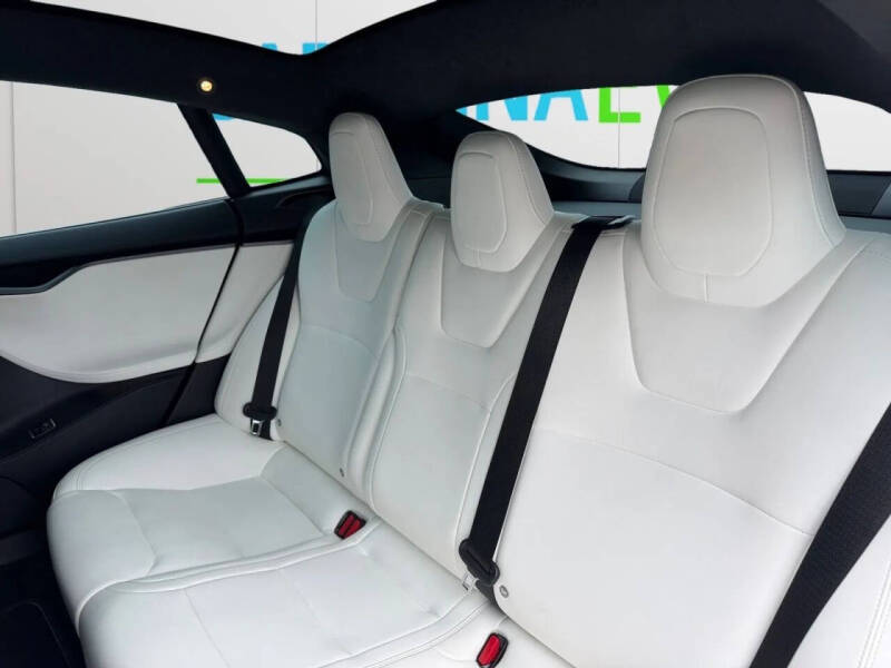 2020 Tesla Model S Performance