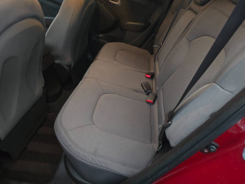 2012 Hyundai Tucson GL